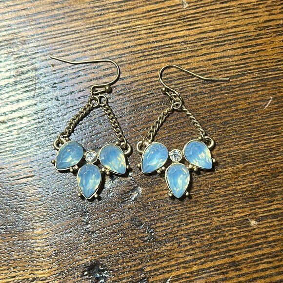 Rhinestone and Gold Chandelier Vintage Style Earrings - Picture 1 of 4
